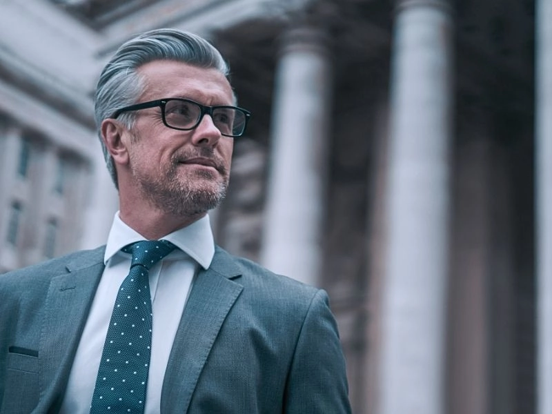 10 Things to Know Before Becoming a Lawyer